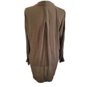 Zara Woman blouse medium Army Green , Size M , button down , hi-lo hem